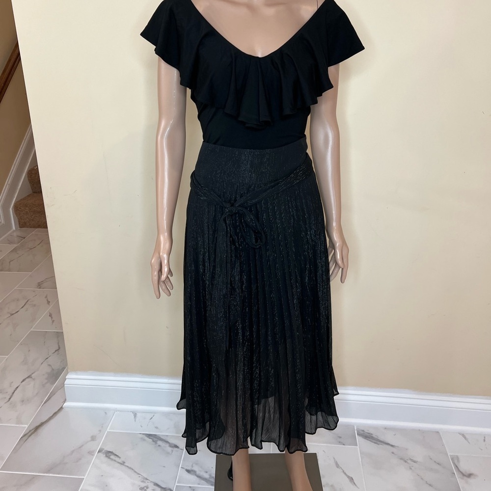 đ
șNew York and company pleated maxi skirt - Picture 2 of 12